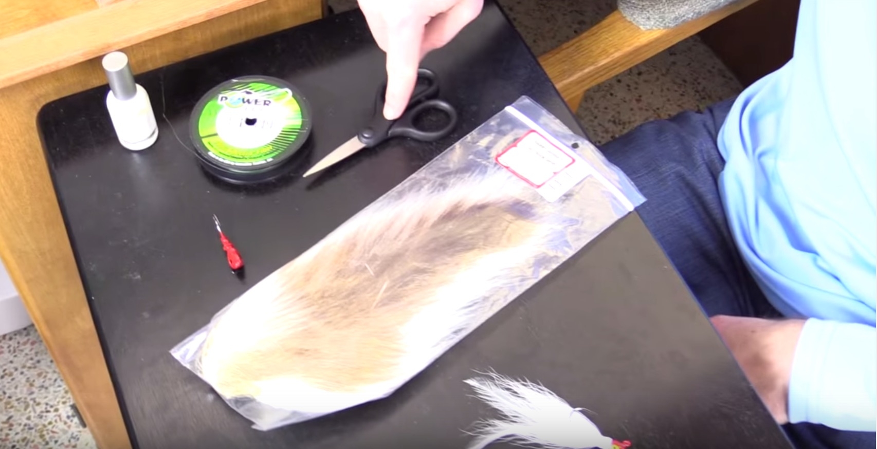 how to tie a bucktail jig